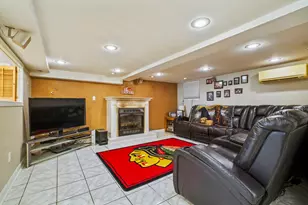 [Address not provided], Chicago, IL 60638 - Photo 13