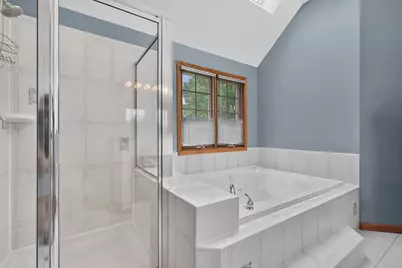 1605 Myrtle Park Street, Roselle, IL 60172 - Photo 19