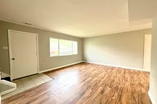 197 Washington St, Park Forest, IL 60466 - Photo 3