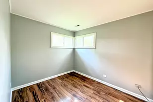 197 Washington St, Park Forest, IL 60466 - Photo 9