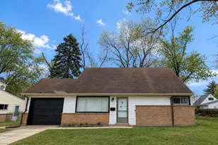 197 Washington St, Park Forest, IL 60466 - Photo 1