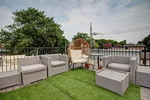 5235 N Ravenswood Ave, Chicago, IL 60640 - Photo 15