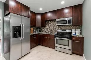 3610 W Benck Dr, Alsip, IL 60803 - Photo 9