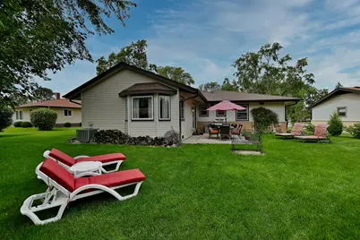 1157 Elmwood Lane, Elk Grove Village, IL 60007 - Photo 27