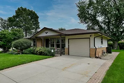1157 Elmwood Lane, Elk Grove Village, IL 60007 - Photo 3