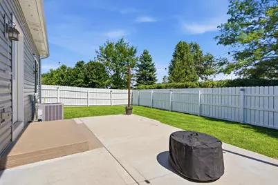 4028 Brady Street, Yorkville, IL 60560 - Photo 31