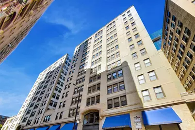 740 S Federal Street #810, Chicago, IL 60605 - Photo 1