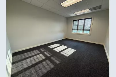 1880 W Winchester Road #204, Libertyville, IL 60048 - Photo 13