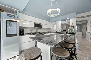424 Kensington Ct, Naperville, IL 60563 - Photo 3