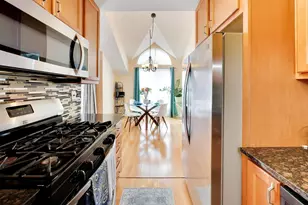 1225 Ranchview Ct, Buffalo Grove, IL 60089 - Photo 19