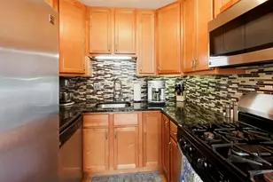 1225 Ranchview Ct, Buffalo Grove, IL 60089 - Photo 17