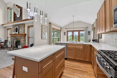 3215 Wild Meadow Lane, Aurora, IL 60504 - Photo 9