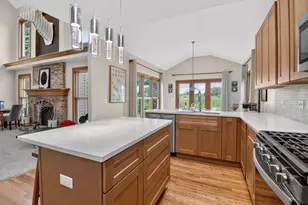3215 Wild Meadow Ln, Aurora, IL 60504 - Photo 9