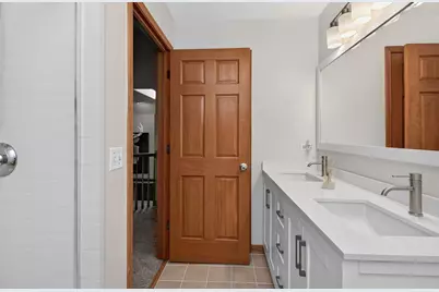 3215 Wild Meadow Lane, Aurora, IL 60504 - Photo 31
