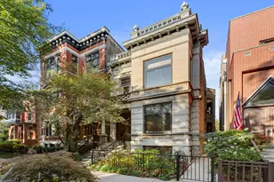 2038 N Seminary Ave, Chicago, IL 60614 - Photo 1