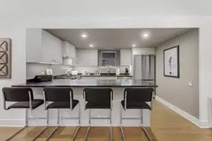 2038 N Seminary Ave, Chicago, IL 60614 - Photo 7