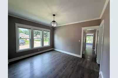 427 N 12th Street, Rochelle, IL 61068 - Photo 5