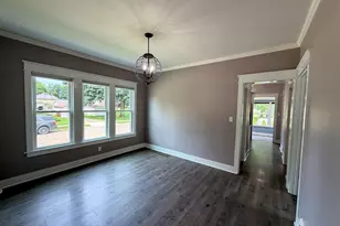 427 N 12th St, Rochelle, IL 61068 - Photo 5