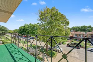 1630 E 92nd Pl, Chicago, IL 60617 - Photo 9