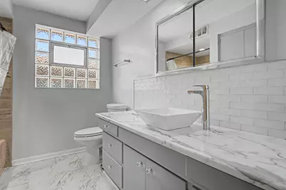 1630 E 92nd Place, Chicago, IL 60617 - Photo 5