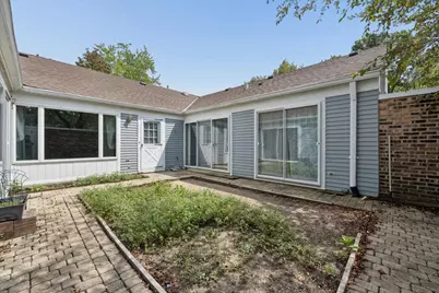 2 Pepperell On Asbury, Rolling Meadows, IL 60008 - Photo 3