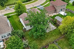752 Prairie Pond Cir, Malta, IL 60150 - Photo 11