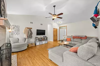 752 Prairie Pond Circle, Malta, IL 60150 - Photo 19