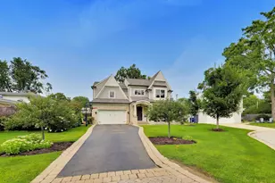 440 Sunset Dr, Wilmette, IL 60091 - Photo 3