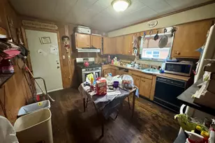433 Hirsch Ave, Calumet City, IL 60409 - Photo 5