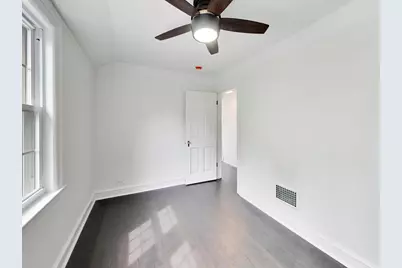 310 S Delphia Avenue, Park Ridge, IL 60068 - Photo 23