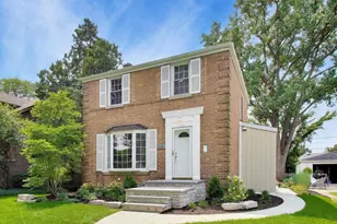 310 S Delphia Ave, Park Ridge, IL 60068 - Photo 3