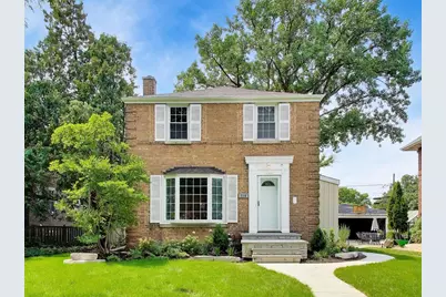 310 S Delphia Avenue, Park Ridge, IL 60068 - Photo 1