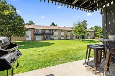 11B Kingery Quarter Drive #107, Willowbrook, IL 60527 - Photo 3