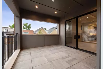 2644 N Lakewood Avenue #2N, Chicago, IL 60614 - Photo 13