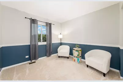 1211 N Lancaster Circle N, South Elgin, IL 60177 - Photo 11