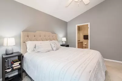1211 N Lancaster Circle N, South Elgin, IL 60177 - Photo 13