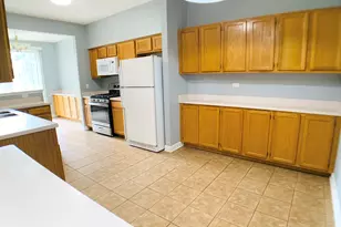 84 Harvest Gate, Lake in the Hills, IL 60156 - Photo 13