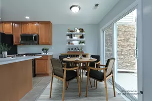 796 Pointe Dr, Crystal Lake, IL 60014 - Photo 5