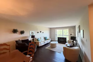 501 Lake Hinsdale Dr, Willowbrook, IL 60527 - Photo 15