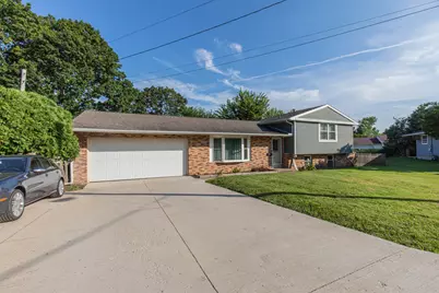 650 Erickson Drive, Princeton, IL 61356 - Photo 1