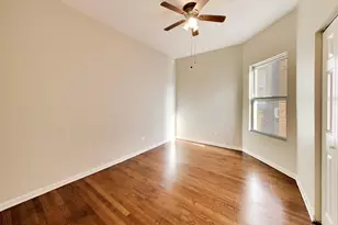 6520 S Ellis Ave, Chicago, IL 60637 - Photo 9