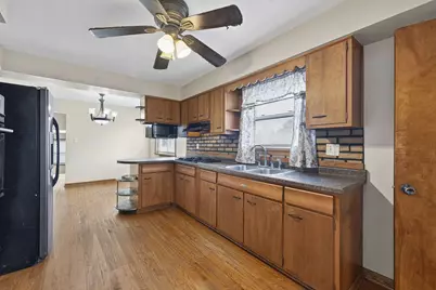 524 Hirsch Avenue, Calumet City, IL 60409 - Photo 9