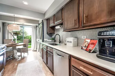 1400 N Yarmouth Place #413, Mount Prospect, IL 60056 - Photo 25