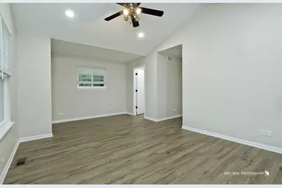 301 Ferryville Drive, Lake in the Hills, IL 60156 - Photo 21