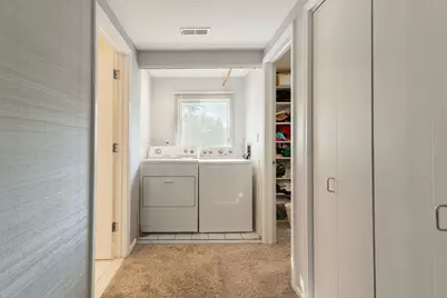 520 Highland Grove Drive, Buffalo Grove, IL 60089 - Photo 13