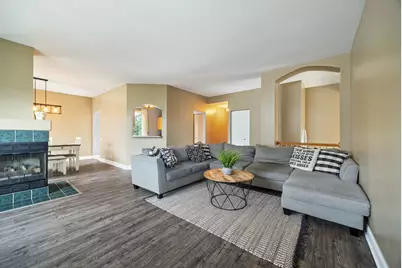 1080 Delta Drive #1080, Elgin, IL 60123 - Photo 3