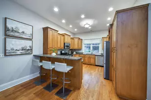 605 S Main St, Naperville, IL 60540 - Photo 9