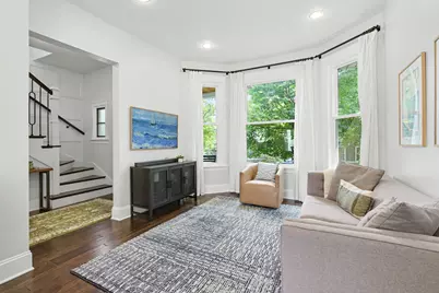 2254 N Central Park Avenue, Chicago, IL 60647 - Photo 3