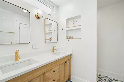 2254 N Central Park Avenue, Chicago, IL 60647 - Photo 23
