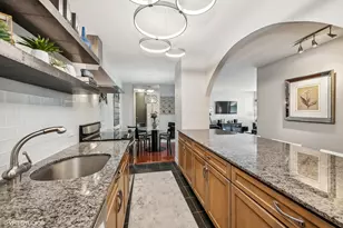 535 N Michigan Ave, Chicago, IL 60611 - Photo 9